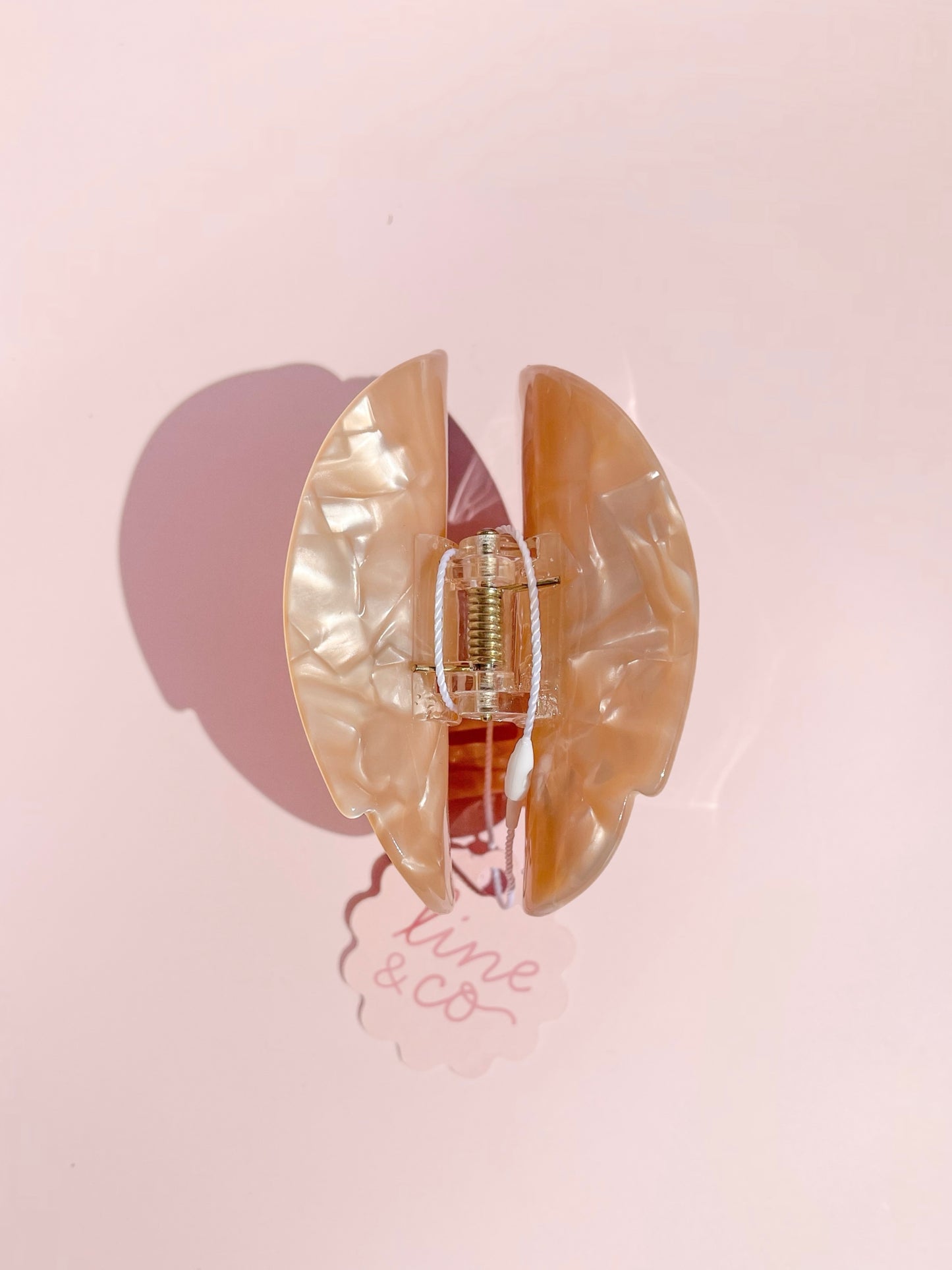 Blonde Sleeping Dog Claw Clip // Cellulose Acetate