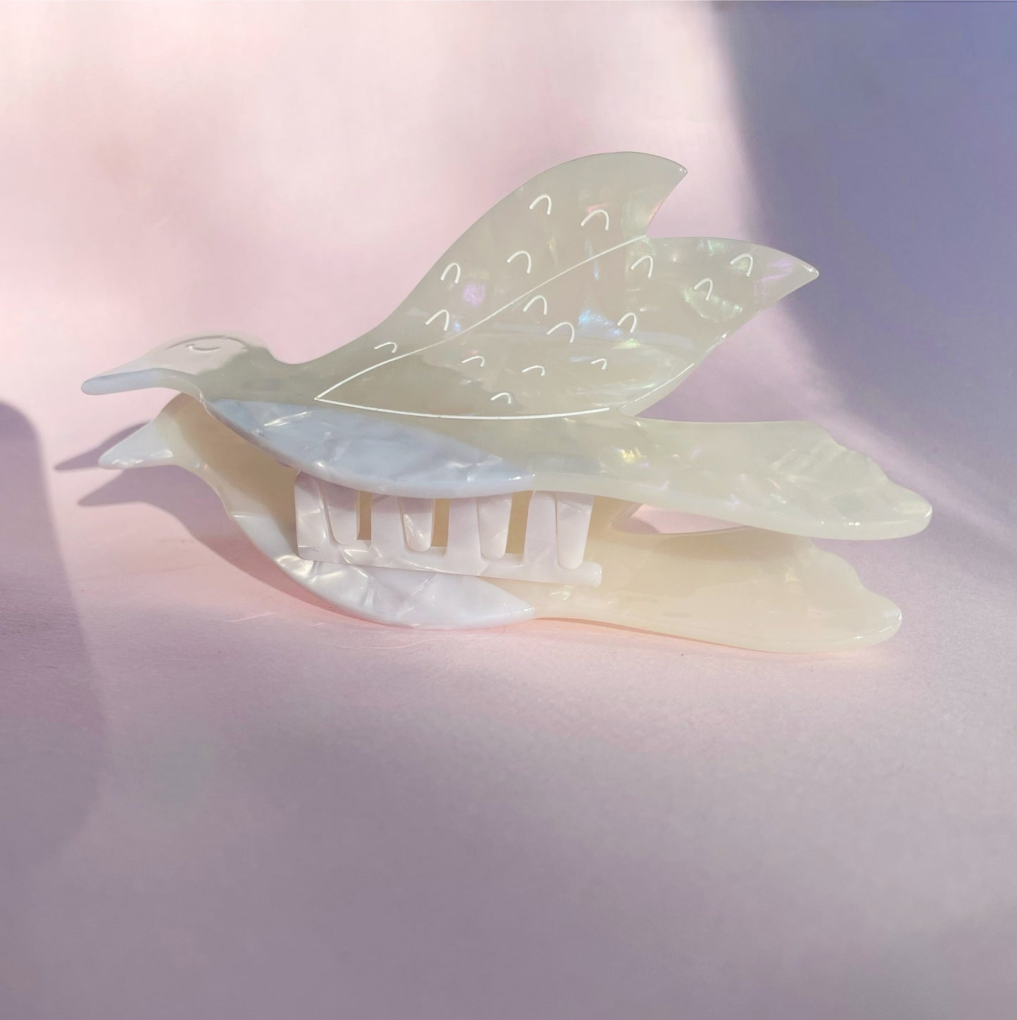 Dove Claw Clip 🕊️