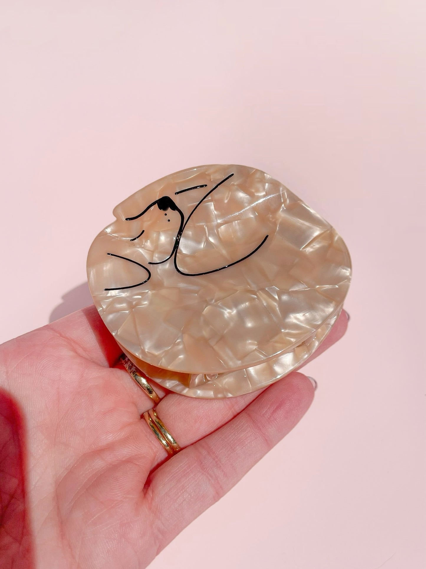 Blonde Sleeping Dog Claw Clip // Cellulose Acetate