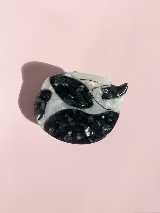 Sleeping Cat Claw Clip // Cellulose Acetate