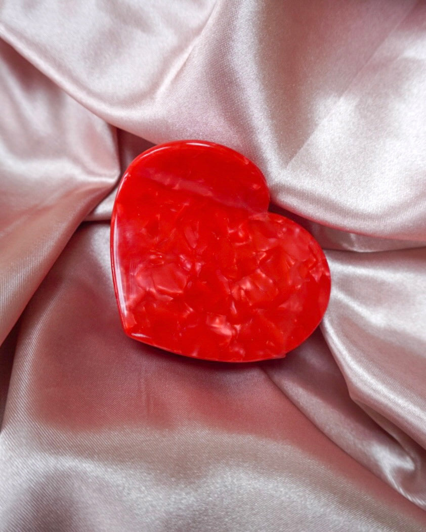 Eloise Claw // Heart Claw Clip