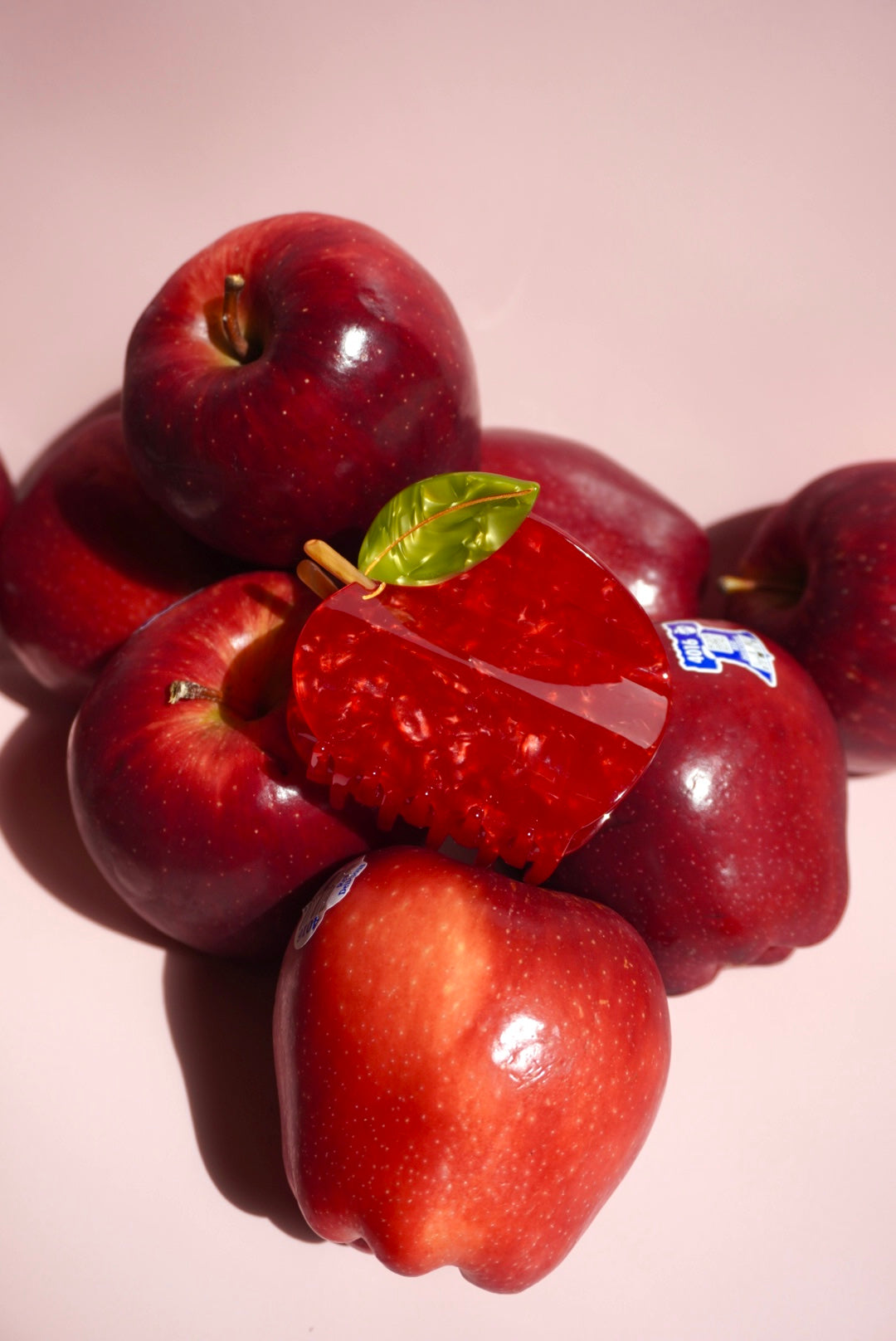 Apple Claw Clip