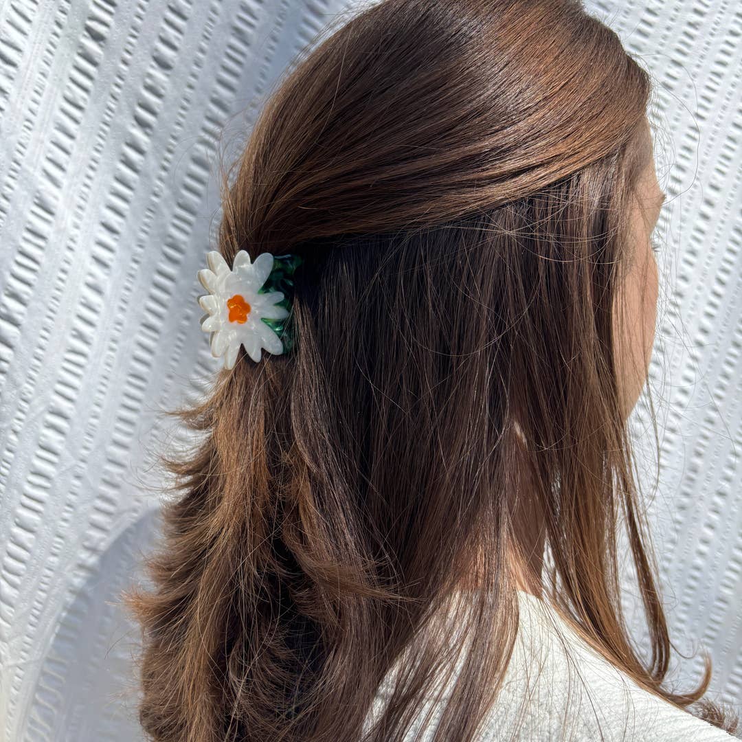 Daisy Claw Clip