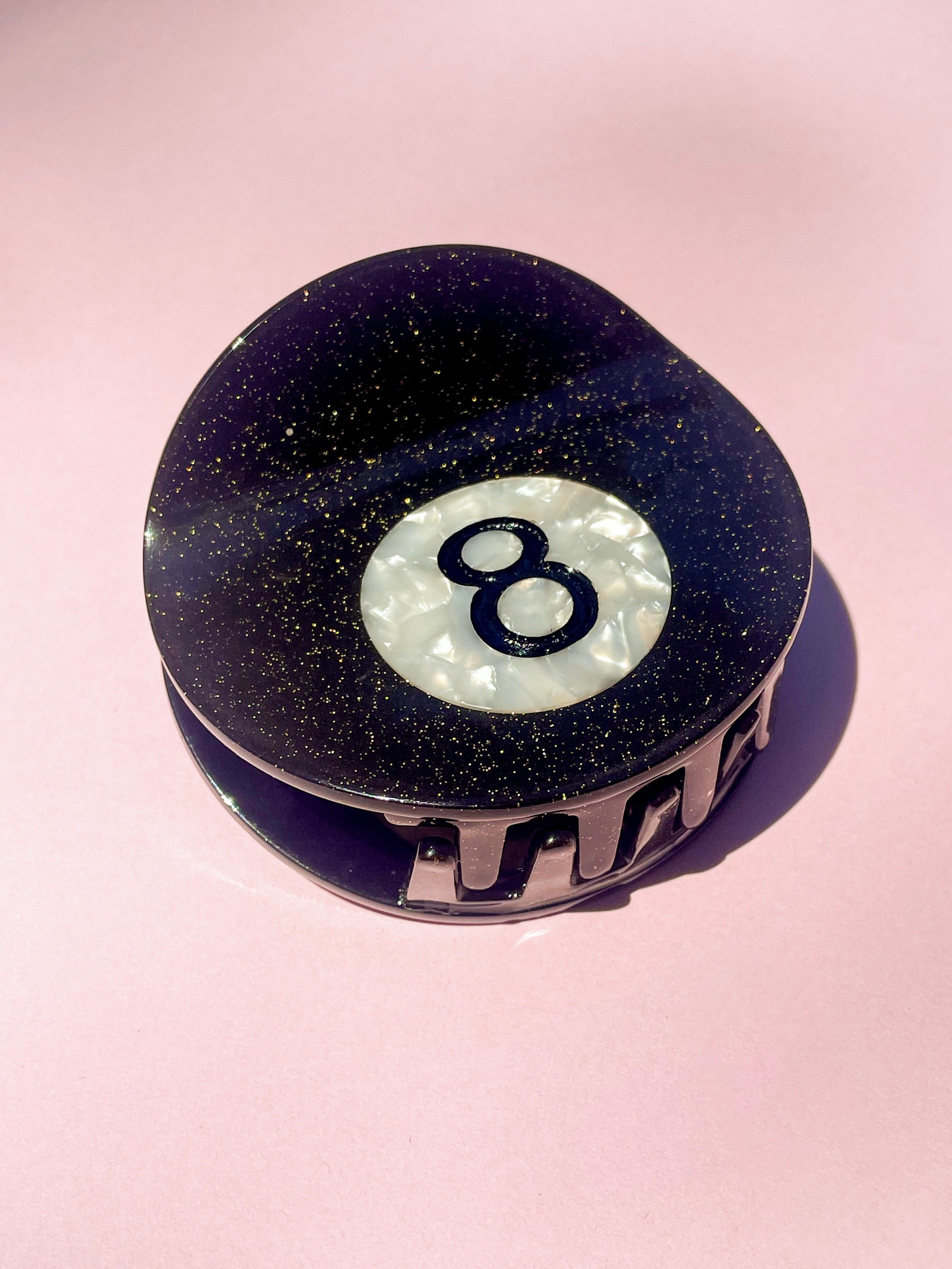 Magic 8 Ball Claw Clip